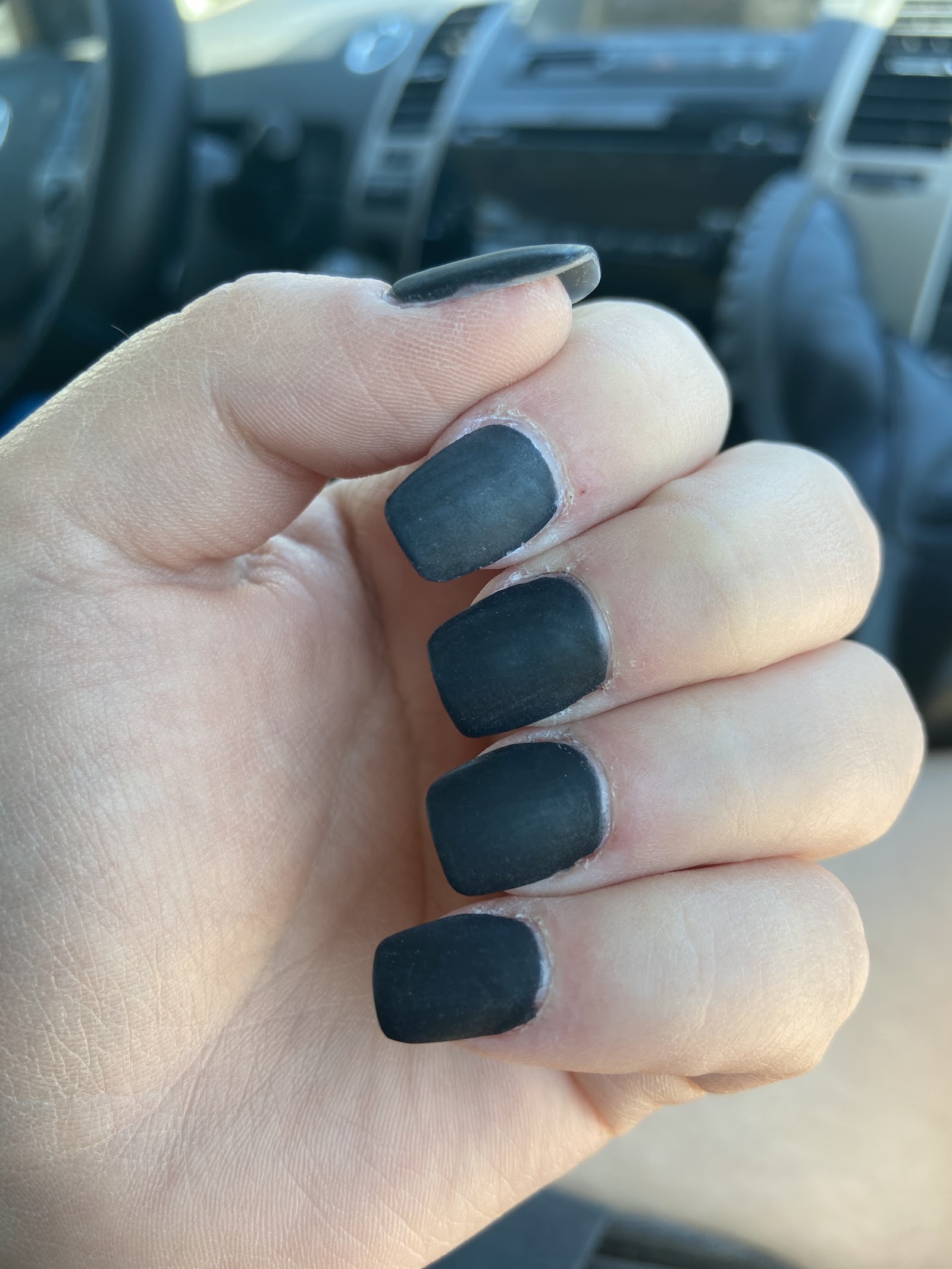 Artzy Nails nail photo 3